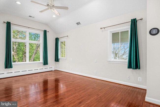 Building Photo - 2238 Meridian St