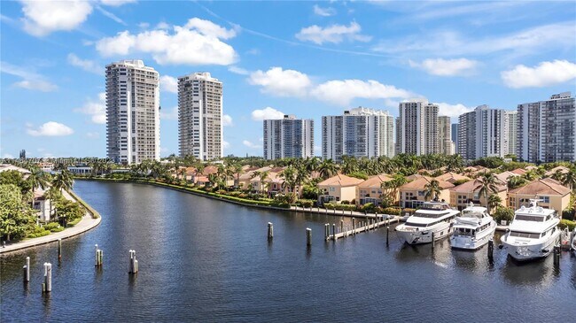 Building Photo - 20936 NE 37th Ave