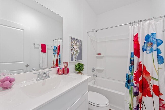Building Photo - 340 Appaloosa Dr