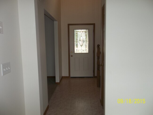 Building Photo - Pebblebrook Apartments 109