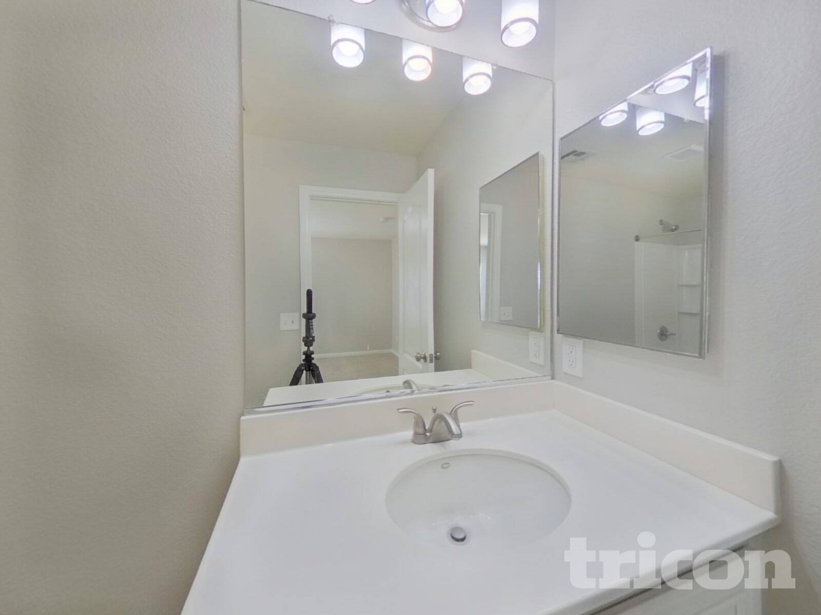 Building Photo - 697 Wallington Estate St