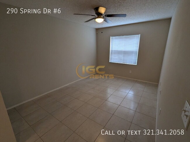 Building Photo - 290 Spring Dr
