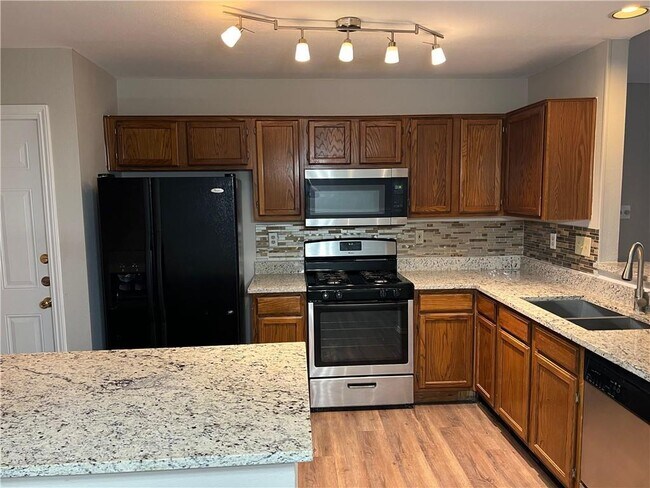 Building Photo - 4714 Castleman Dr