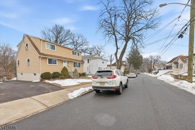 Building Photo - 42 Bergen Blvd