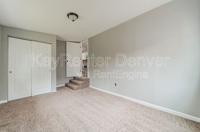 Building Photo - 10300 W 107th Ct