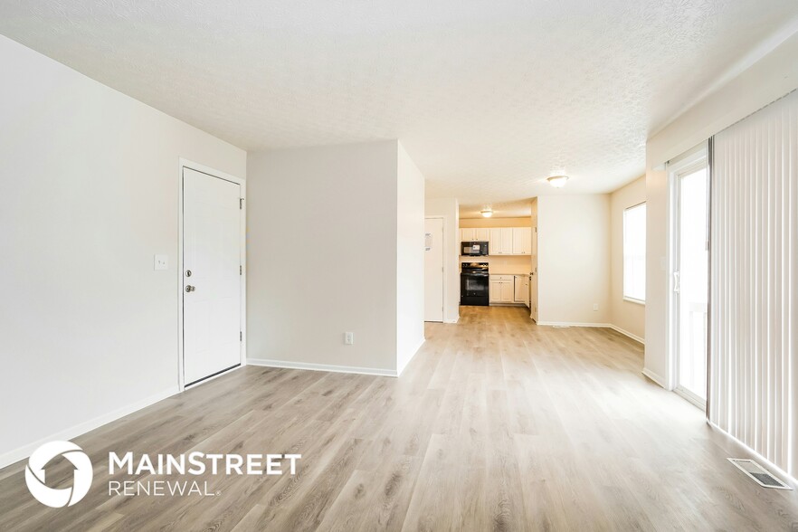 Building Photo - 1599 Covina Dr