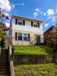 Building Photo - 4225 Gault Pl NE