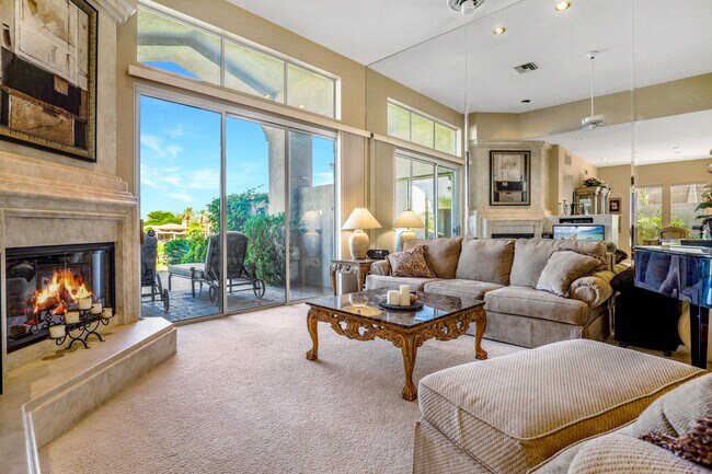 Building Photo - 496 Desert Holly Dr