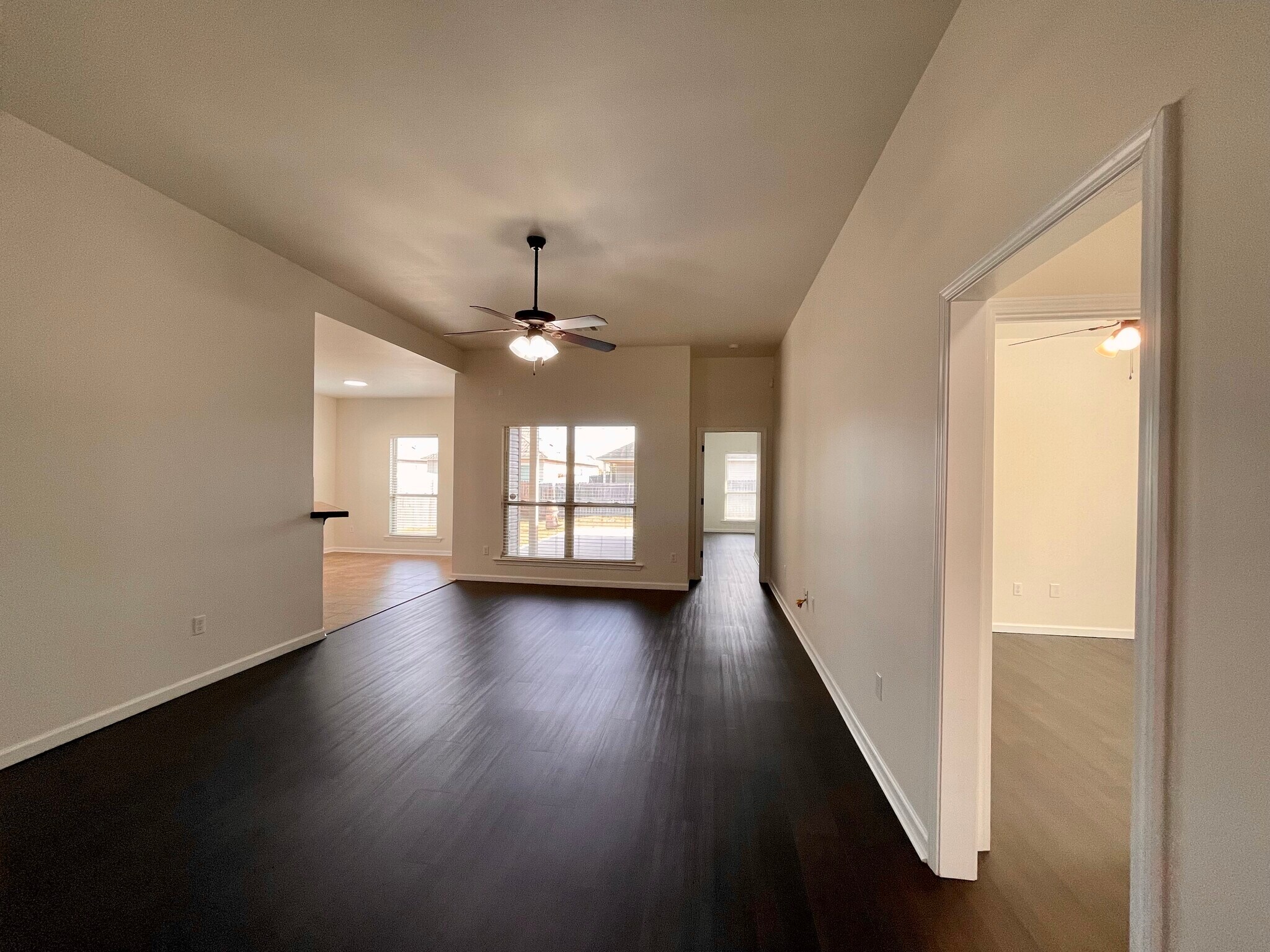 Building Photo - 15452 Oakstone Dr