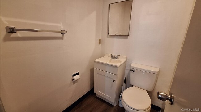 Building Photo - 83 Franklin St