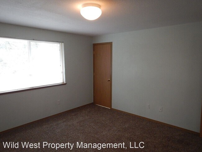 Building Photo - 3 br, 2 bath House - 5314 SE Jerry Drive