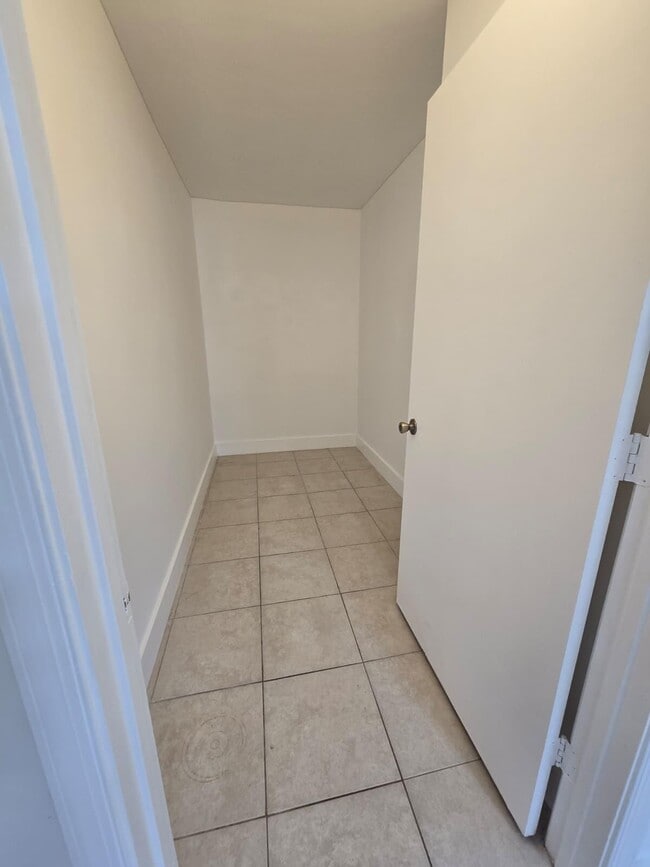 Building Photo - 3670 N 56th Ave