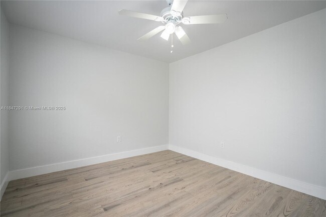 Building Photo - 437 NE 82nd St