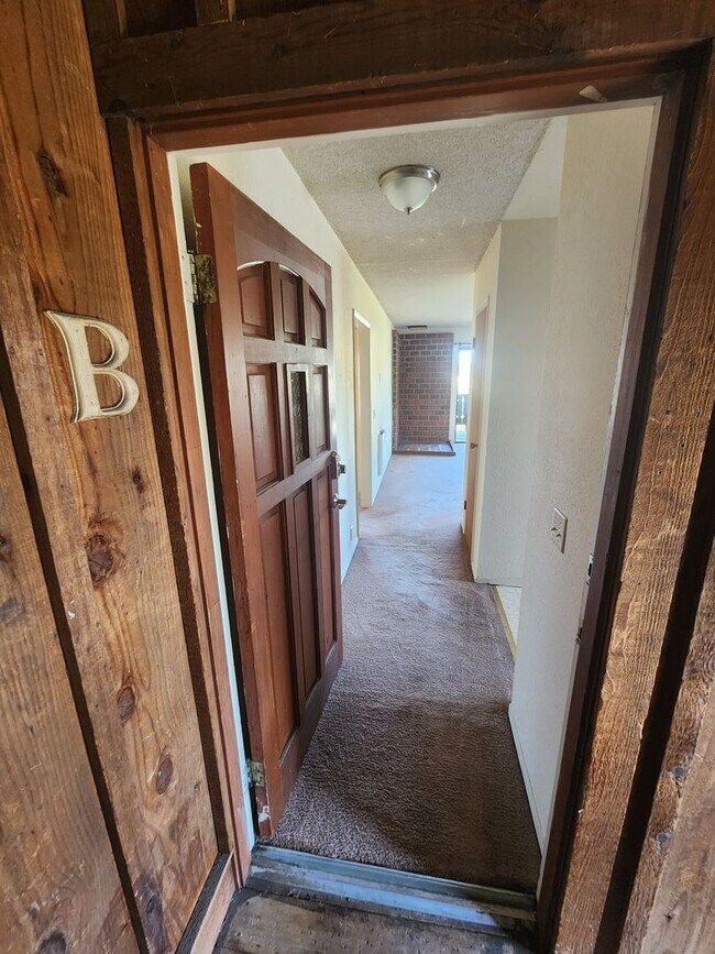 Building Photo - Swazey Apartments -
