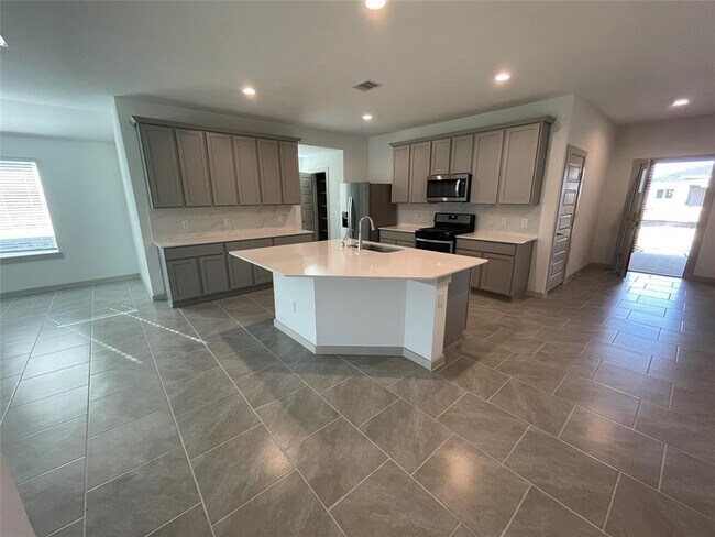Building Photo - 28939 Lupo River Ct