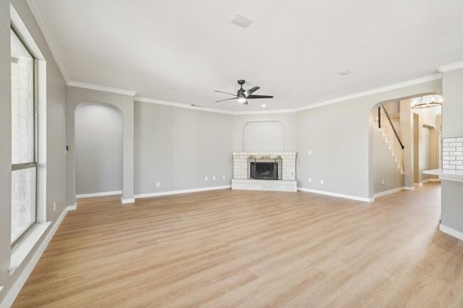 Building Photo - 7324 Moon Rock Rd