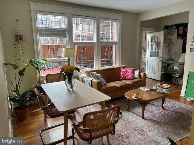 Building Photo - 1618 S St NW