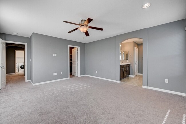 Building Photo - GORGEOUS 4 Bedroom, 2 Story Home located in the SW!