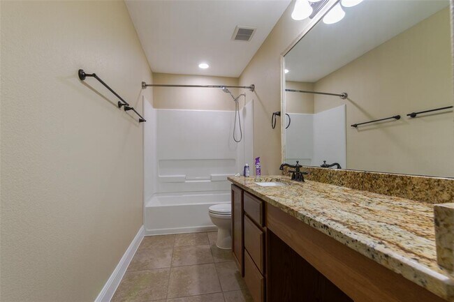 Building Photo - 8408 Panadero Dr