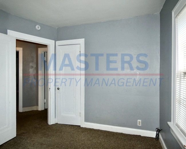 Building Photo - 3 Bedroom House for Rent