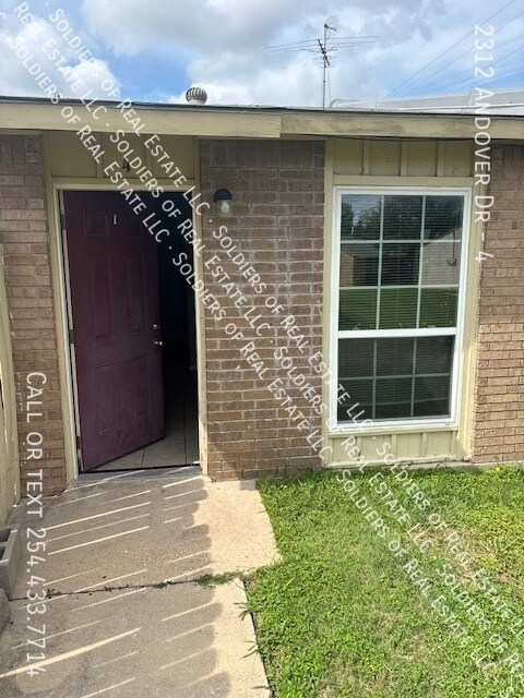 Building Photo - 2312 Andover Dr