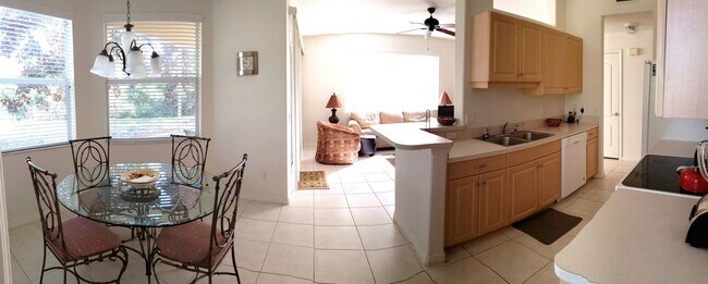 Building Photo - 4430 Corso Venetia Blvd