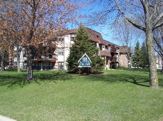 Building Photo - Rothenburg Apartments