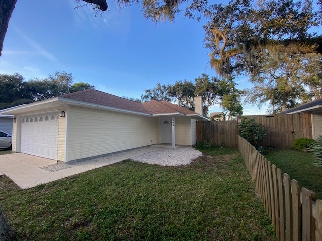 Building Photo - 495 Pyrus St