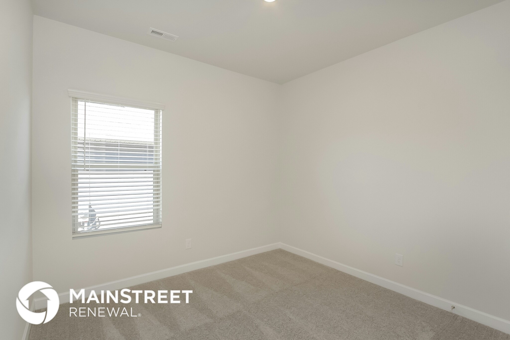 Building Photo - 4035 Honey Locust Dr