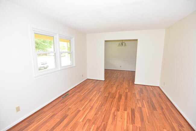 Building Photo - 6101 Tradewinds Ct