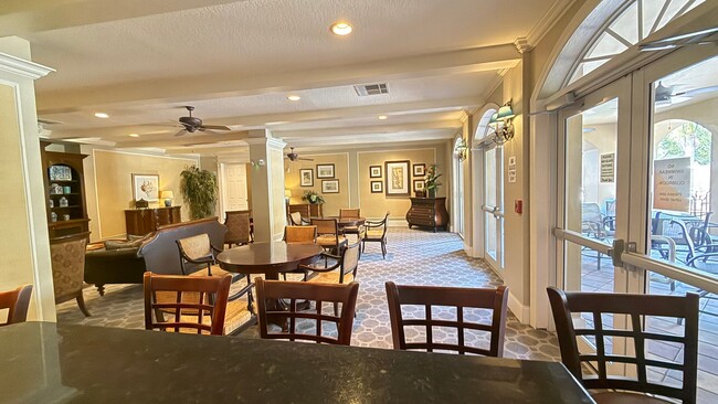 Building Photo - Annual Furnished Rental in Broadway Promen...