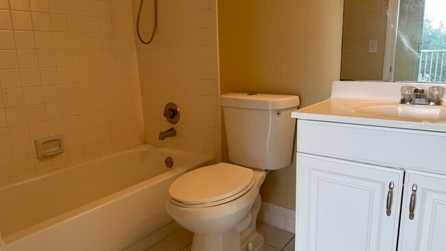 Building Photo - 400 SW 134th Way