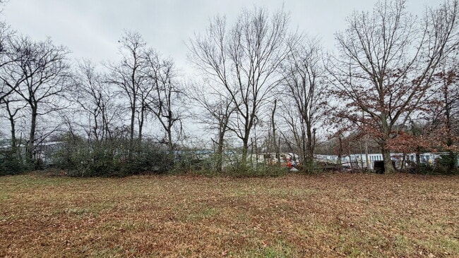 Building Photo - For Rent: 3+ BR, 3BA house. (Please speak with us before applying.)