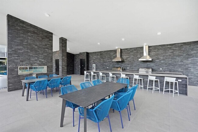 Building Photo - 2095 W Atlantic Ave