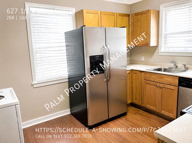 Building Photo - 627 1/2 E 54th Street-