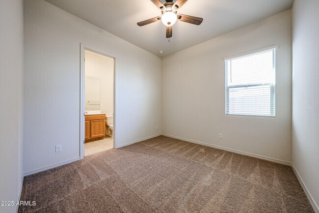 Building Photo - 24885 N 170th Dr