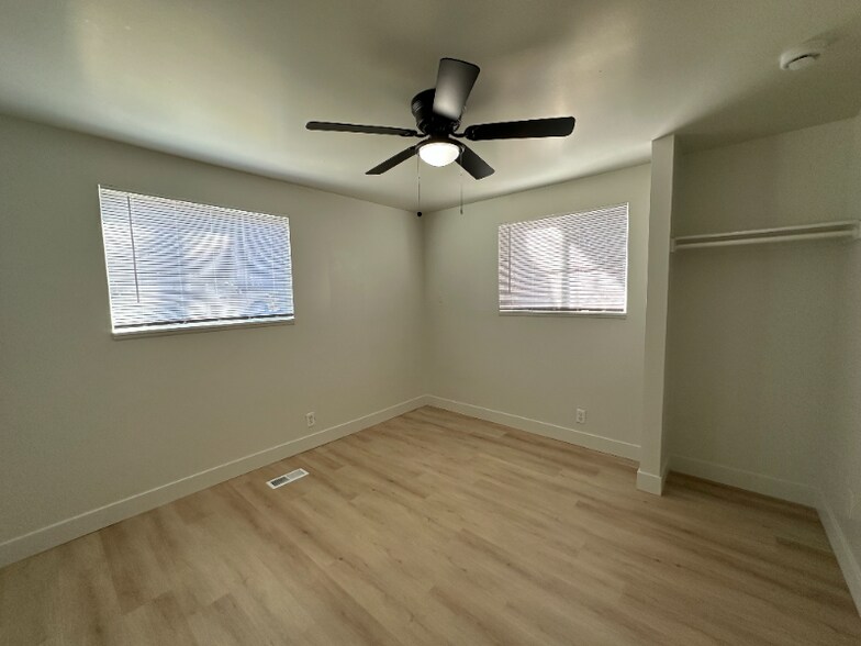 Building Photo - 1340 S 200 E