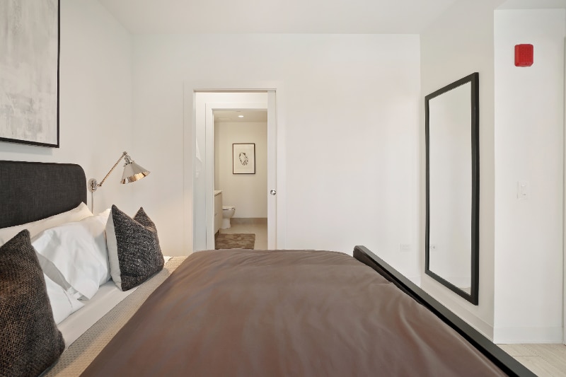 Building Photo - 352 N Union Ave