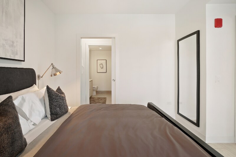 Building Photo - 357 N Union Ave