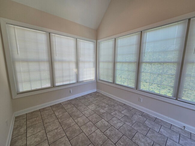 Building Photo - One Level Living in Cornerstone