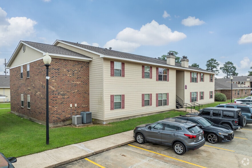 Primary Photo - Signature Place Apartments