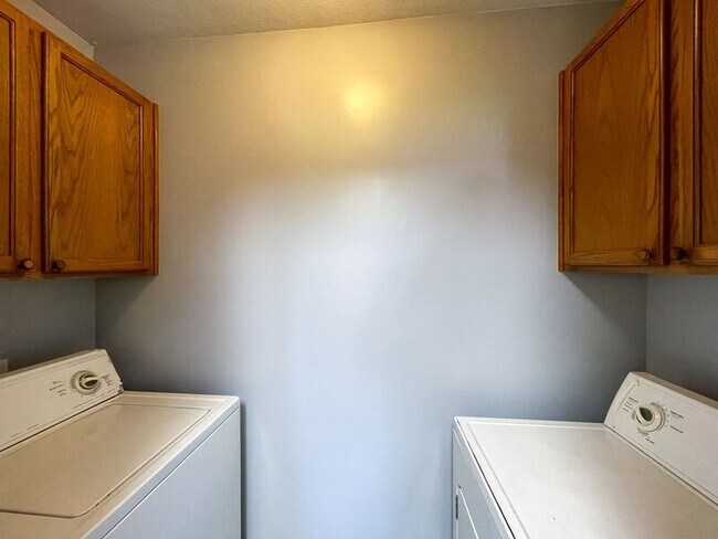 Building Photo - 159 State St