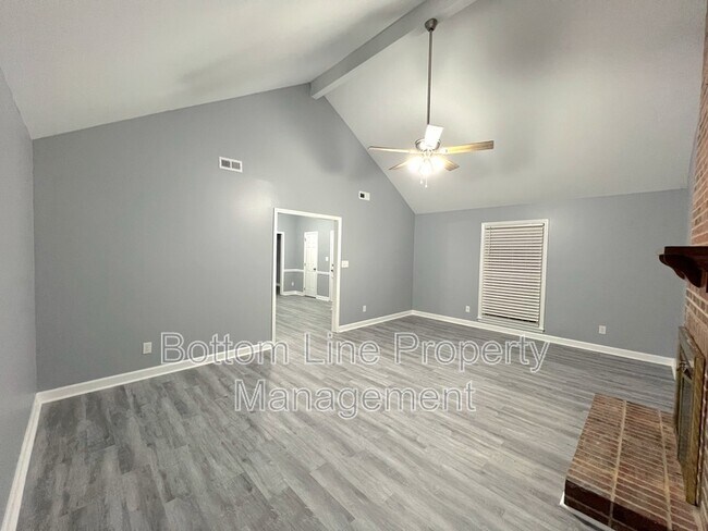 Building Photo - 13446 Cassington Ct