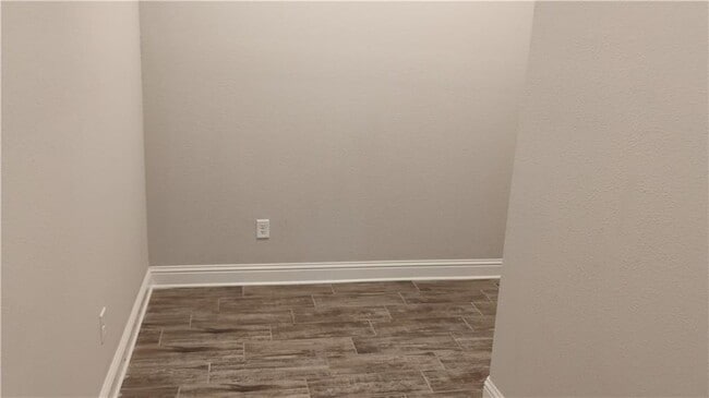 Building Photo - 710 Harbison St