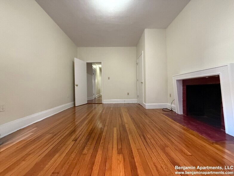 Building Photo - 1788 Beacon St