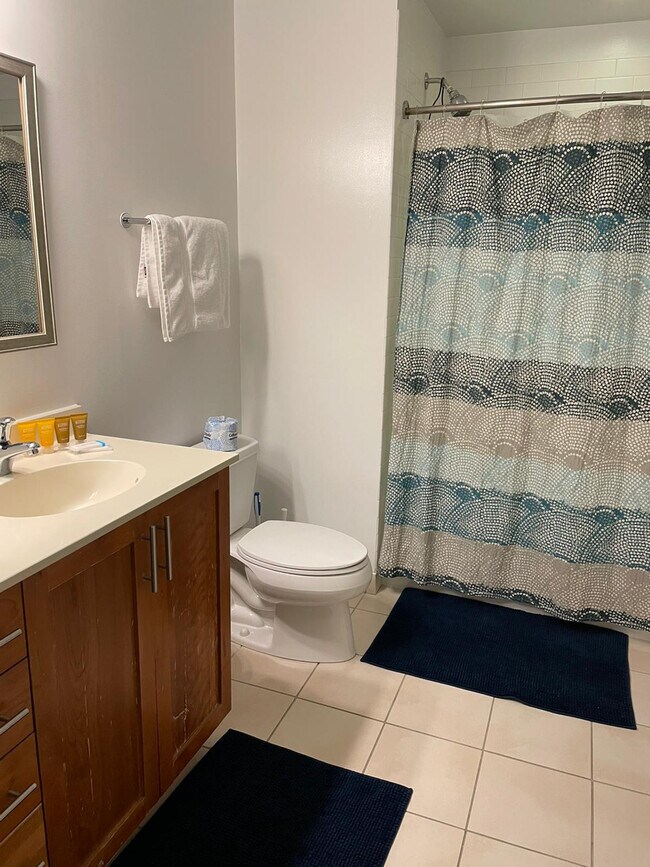 Building Photo - 5 Emerson Pl