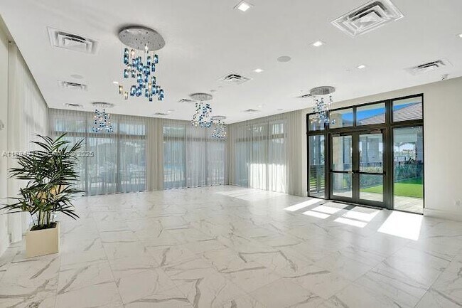 Building Photo - 8201 NW 41st St