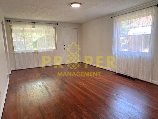 Building Photo - 5036 Pensacola Blvd