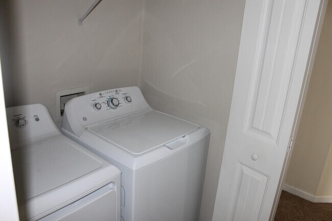 Building Photo - 14040 Castle Abbey Ln