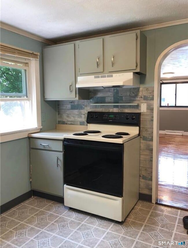 Building Photo - 103 Reynolds St